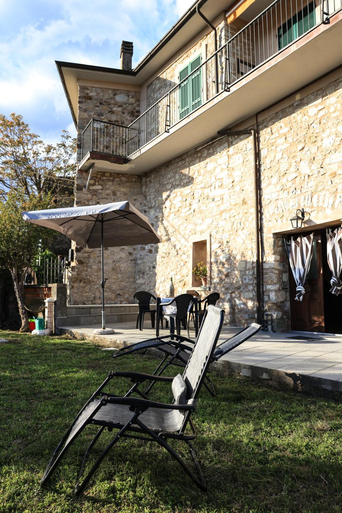 Ca'Toni Villa Bagnone Exterior photo